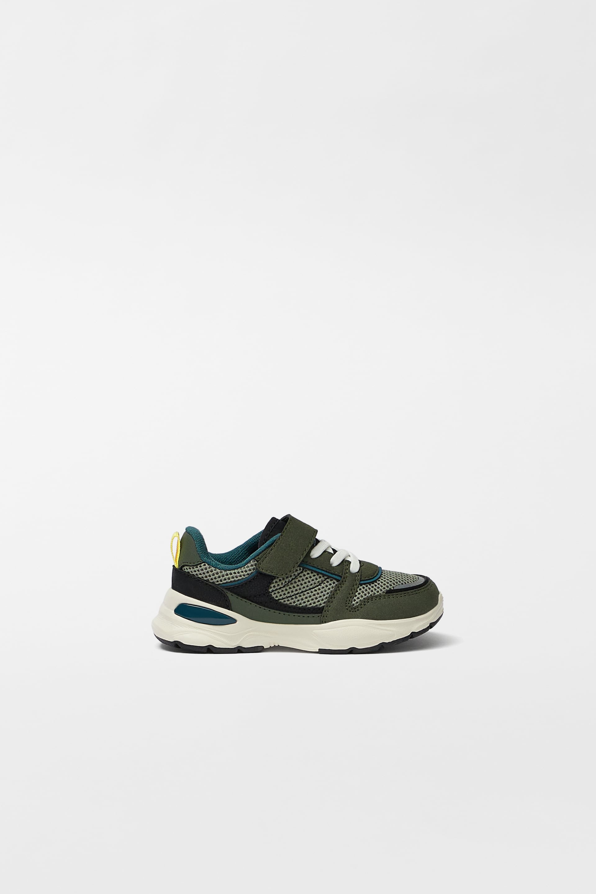 Contrast Sneakers - Image 10