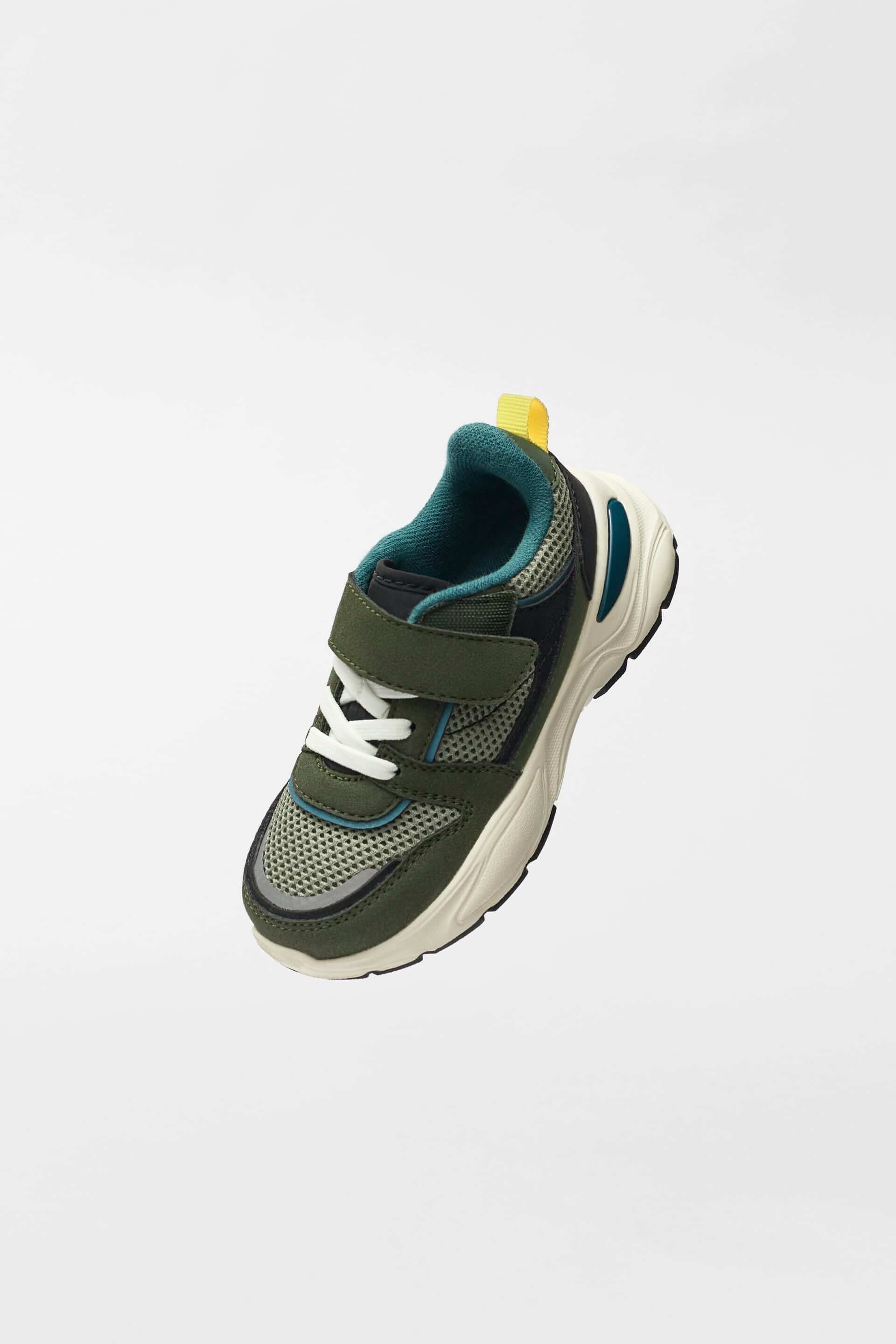 Contrast Sneakers - Image 12