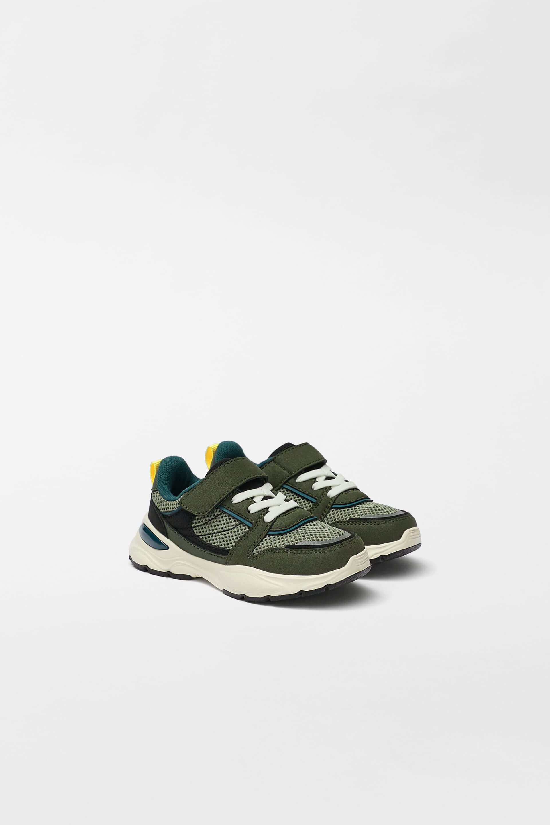 Contrast Sneakers - Image 13